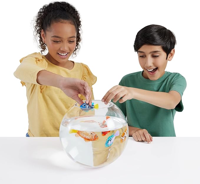 Robo Alive Robo Fish – Water-Activated Robotic Swimming Fish by ZURU